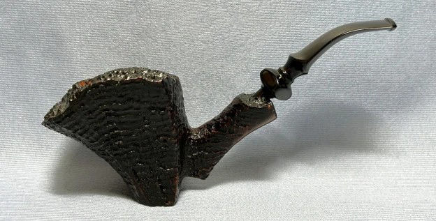 Harcourt S Freehand tobacco pipe