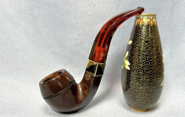 S.M. Frank Bakelite bent bulldog pipe